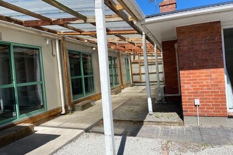 Photo of property in 8a Newnham Terrace, Upper Riccarton, Christchurch, 8041