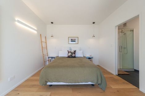 Photo of property in 34 Robieson Street, Roseneath, Wellington, 6011