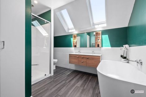 Photo of property in 1/44 Randwick Crescent, Moera, Lower Hutt, 5010