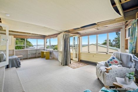 Photo of property in 4 Brian Crescent, Stanmore Bay, Whangaparaoa, 0932