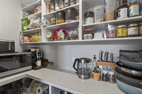 Photo of property in 4a James Drive, Bell Block, New Plymouth, 4312