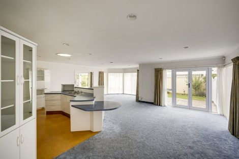 Photo of property in 3 Lowndes Place, Taradale, Napier, 4112