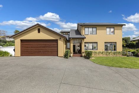 Photo of property in 6 Grassfield Place, Waimauku, 0812