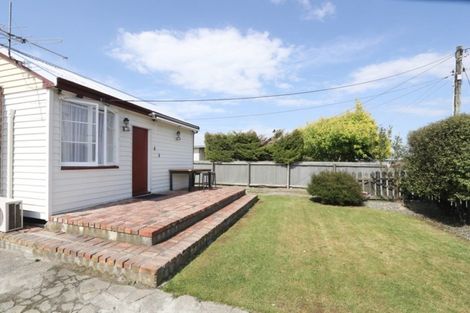Photo of property in 81 Mcmurdo Street, Tinwald, Ashburton, 7700
