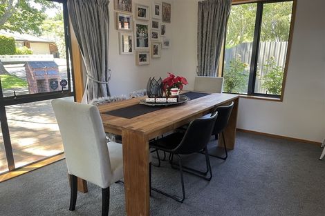 Photo of property in 11a Barnes Road, Redwood, Christchurch, 8051