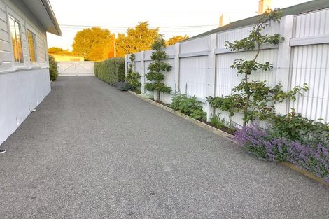 Photo of property in 2 Naples Street, Martinborough, 5711