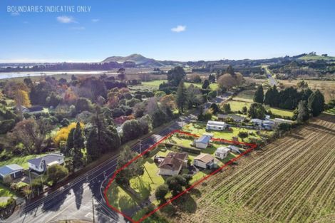 Photo of property in 1 Kaiwha Road, Welcome Bay, Tauranga, 3175