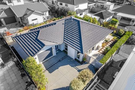 Photo of property in 9a Marlborough Street, Silverstream, Upper Hutt, 5019