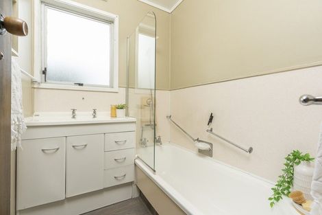 Photo of property in 74 Paramount Parade, Tikipunga, Whangarei, 0112