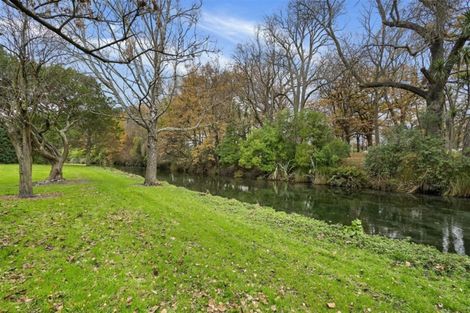 Photo of property in 2/18 Carlton Mill Road, Merivale, Christchurch, 8014