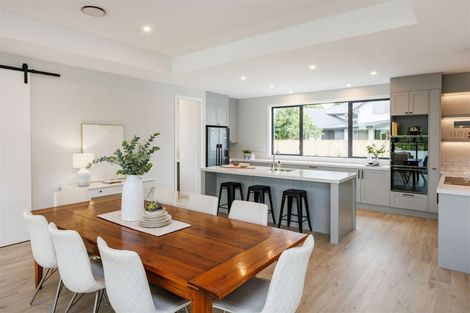 Photo of property in 92 Jickell Street, Hokowhitu, Palmerston North, 4410