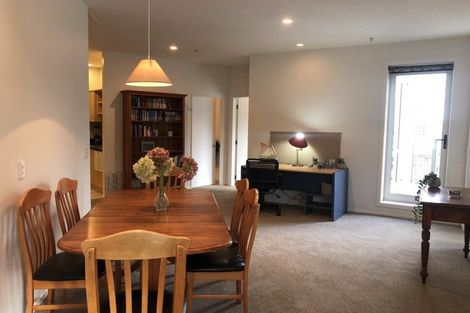 Photo of property in Stadium Garden Flats, 401/107 Thorndon Quay, Pipitea, Wellington, 6011