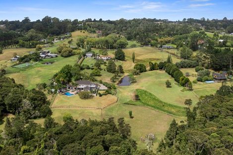 Photo of property in 45 Hardens Lane, Paremoremo, Auckland, 0632