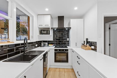 Photo of property in 16 Jordan Road, Mangere, Auckland, 2022