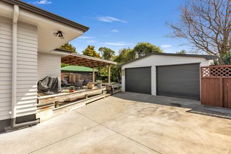 Photo of property in 33 Winston Avenue, Hokowhitu, Palmerston North, 4410