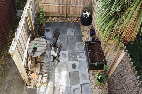 Photo of property in 19 Gresford Street, Edgeware, Christchurch, 8013