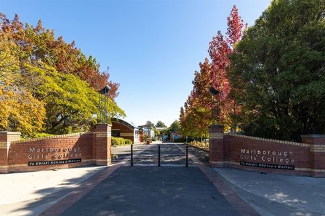 Photo of property in 1 Magnolia Drive, Springlands, Blenheim, 7201