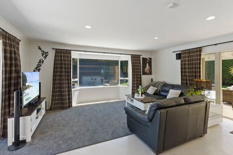 Photo of property in 6 Rae Lane, Paraparaumu Beach, Paraparaumu, 5032