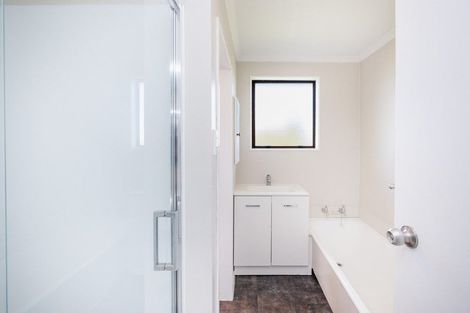 Photo of property in 17a Ngareta Street, Marton, 4710