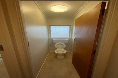 Photo of property in 2/37 Clevedon Road, Papakura, 2110