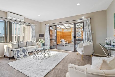 Photo of property in 28 Malahide Drive, Flat Bush, Auckland, 2019