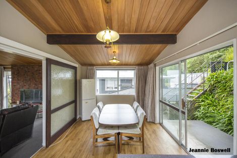 Photo of property in 417 Aokautere Drive, Aokautere, Palmerston North, 4471