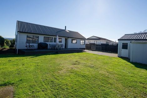 Photo of property in 27 Owhatiura Drive, Lynmore, Rotorua, 3010
