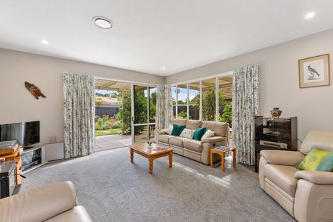 Photo of property in 16 Herbs Place, Cashmere, Christchurch, 8022