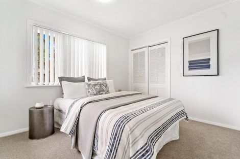 Photo of property in 66a Sutton Crescent, Papakura, 2110