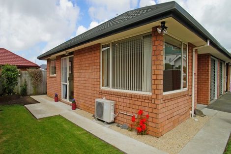 Photo of property in 2/43 Peverel Street, Riccarton, Christchurch, 8041