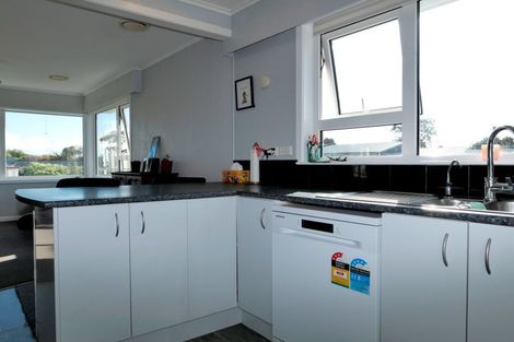 Photo of property in 63 Donovan Road, Paraparaumu Beach, Paraparaumu, 5032