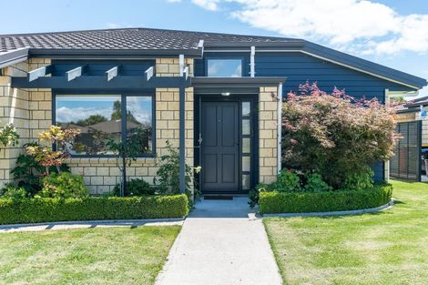 Photo of property in Rosehill Lifestyle Village, 11/182 Gleneagles Drive, Te Awamutu, 3800