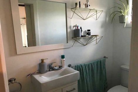 Photo of property in 2/40 Killarney Avenue, Torbay, Auckland, 0630