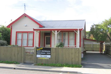 Photo of property in 22 Military Road, Boulcott, Lower Hutt, 5010