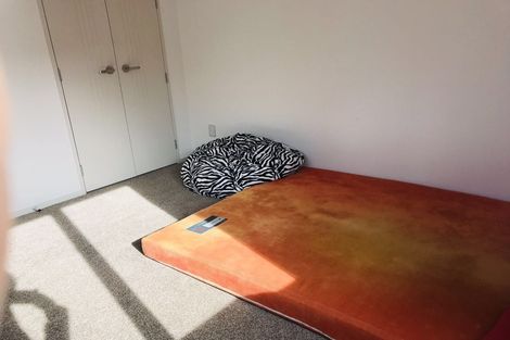 Photo of property in 20b Jellicoe Road, Murrays Bay, Auckland, 0630