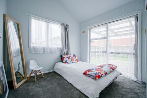 Photo of property in 26 Chatsworth Place, Highbury, Palmerston North, 4412