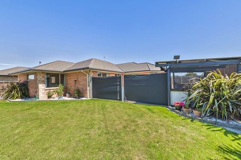 Photo of property in 27 Renoir Drive, Rolleston, 7614