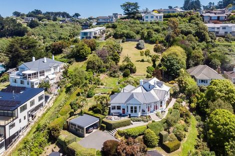 Photo of property in 121 Cliffs Road, Saint Clair, Dunedin, 9012