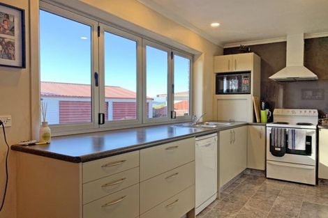 Photo of property in 115 Baker Street, Stirling, 9231