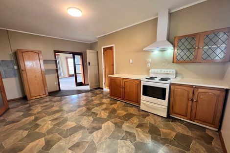 Photo of property in 27 Thyra Street, Dannevirke, 4930