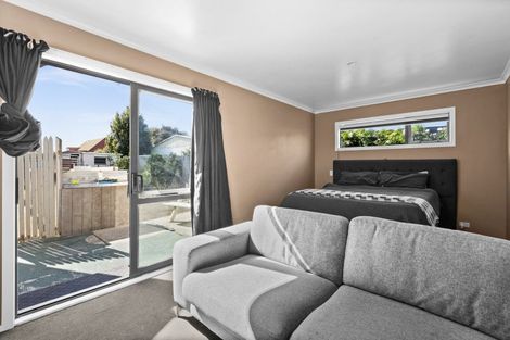 Photo of property in 3 Antrim Place, Tamatea, Napier, 4112