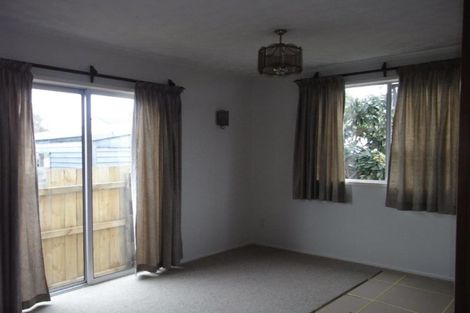 Photo of property in 397 Bucklands Beach Road, Bucklands Beach, Auckland, 2012