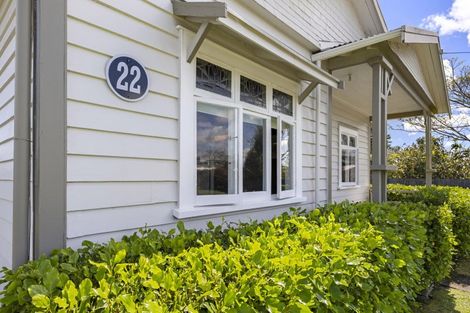 Photo of property in 22 Wallis Street, Raglan, 3225