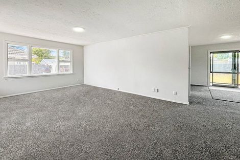 Photo of property in 22 Vancouver Crescent, Wainoni, Christchurch, 8061