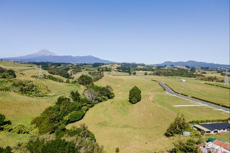 Photo of property in 1 Cowling Road, Hurdon, New Plymouth, 4310