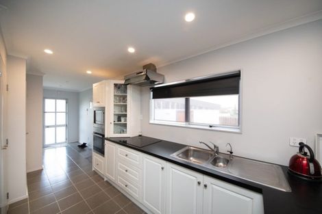 Photo of property in 73 Herbert Avenue, Cloverlea, Palmerston North, 4412