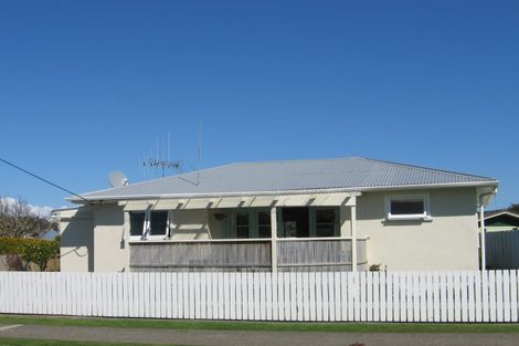 Photo of property in 6 Jenks Street, Foxton, 4814
