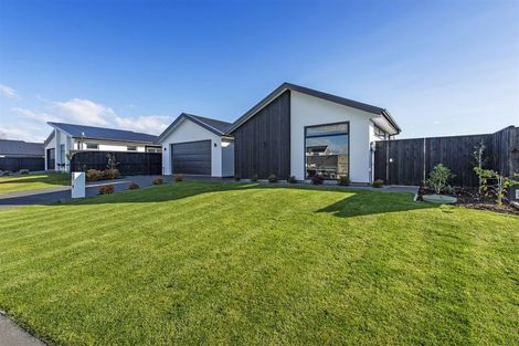 Photo of property in 11 Tulett Park Drive, Casebrook, Christchurch, 8051