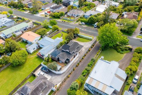 Photo of property in 2/84 Verbena Road, Birkdale, Auckland, 0626