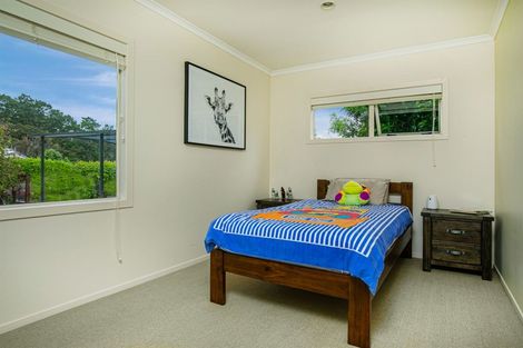 Photo of property in 5 Marae Road, Greenhithe, Auckland, 0632